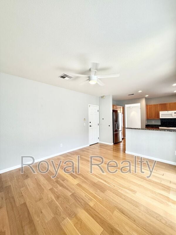 Building Photo - 580 Lunalilo Home Rd