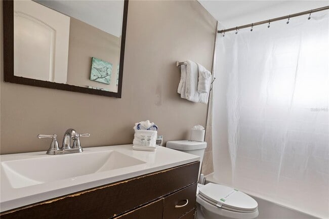 Building Photo - 2749 N Poinciana Blvd