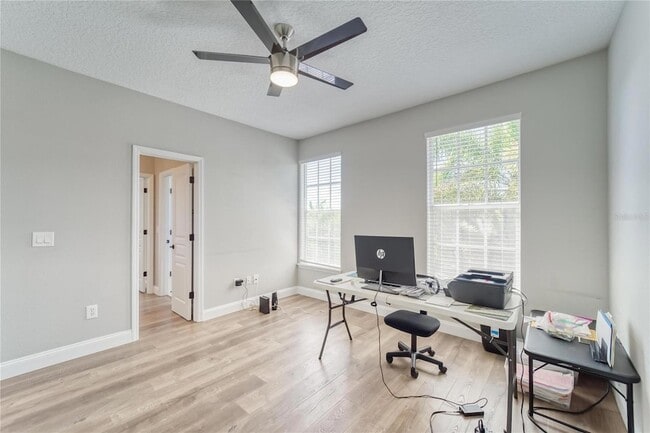Building Photo - 5225 Brighton Shore Dr