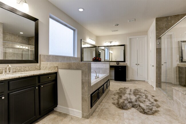 Building Photo - 13217 Exmoor Terrace Dr
