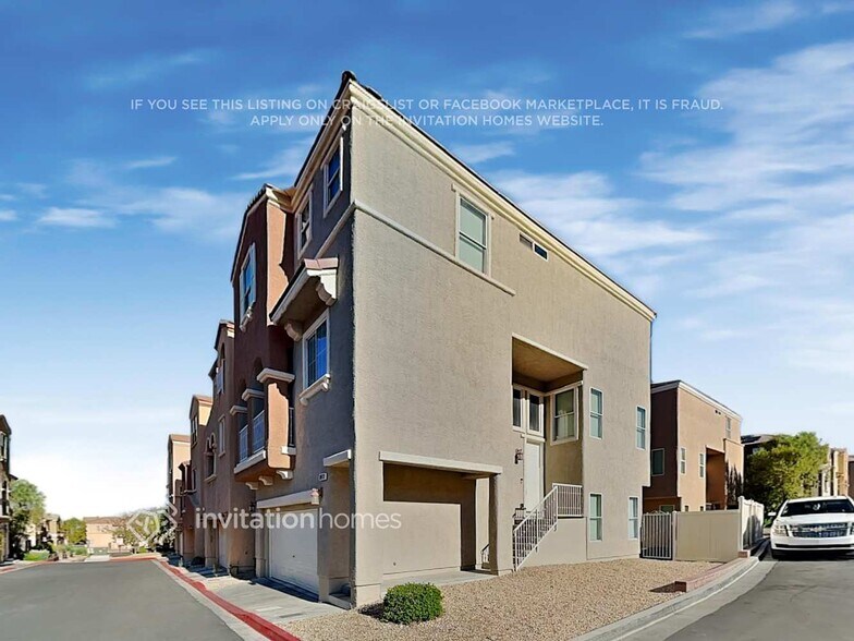 Primary Photo - 10613 Fassbinder Ct