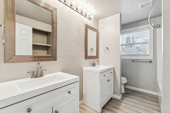 Building Photo - 2107 Airport Ave