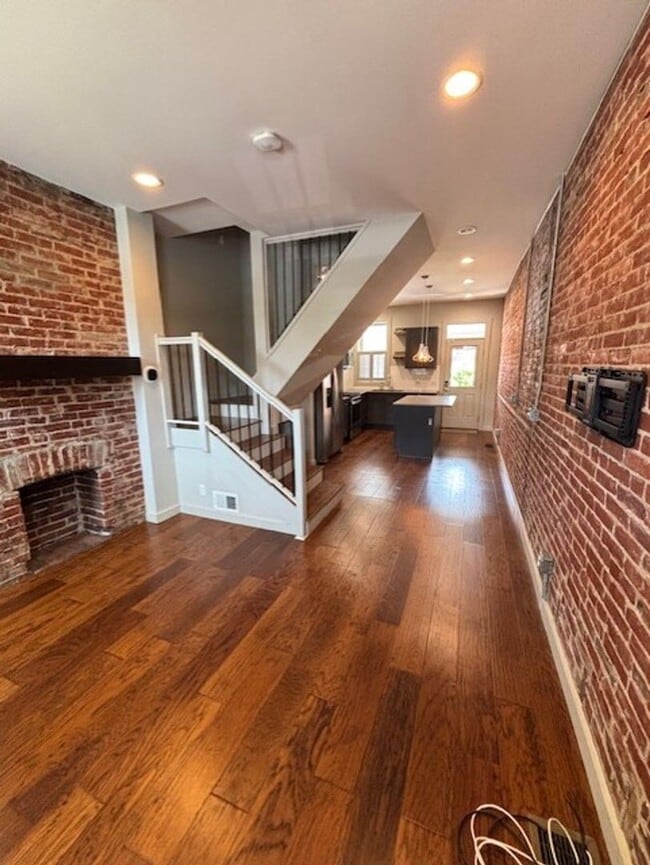 Building Photo - Beautiful Home for Rent