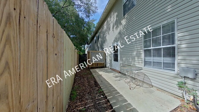 Building Photo - 1030 Blue Ridge Dr