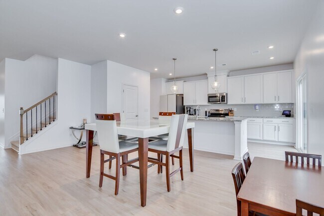 Building Photo - Harlem Beauty!