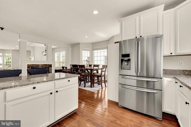 Building Photo - 6747 Applemint Ln
