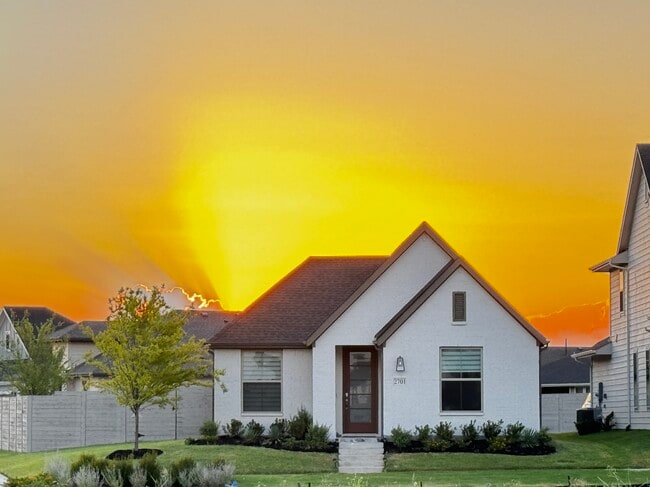 Primary Photo - 2701 Painted Trl