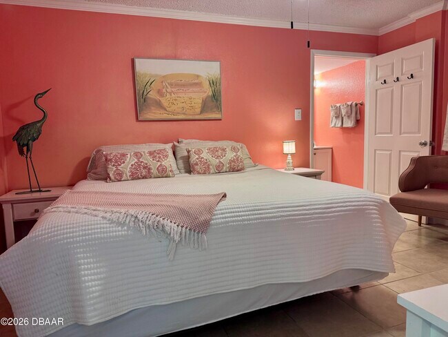 Building Photo - 935 S Atlantic Ave