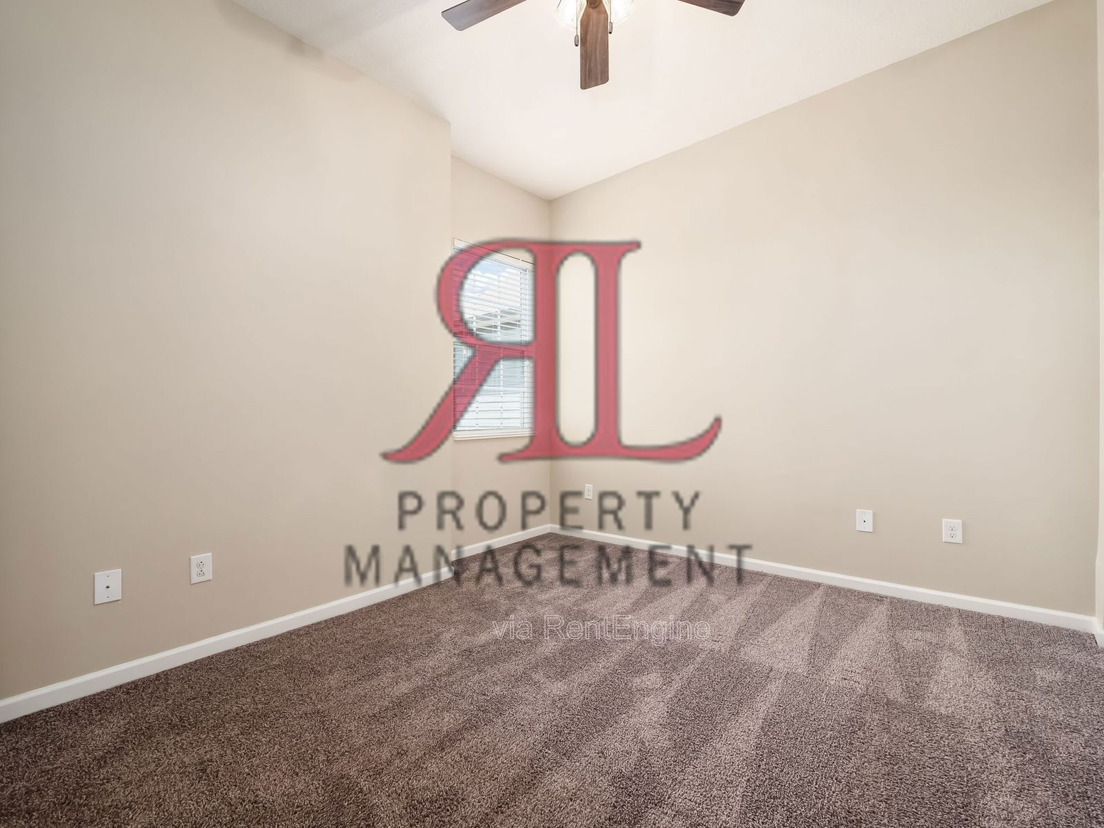 Building Photo - 719 Wintergreen Wy