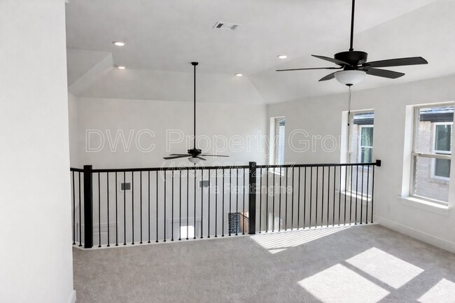 Building Photo - 1517 Kinglet Pl