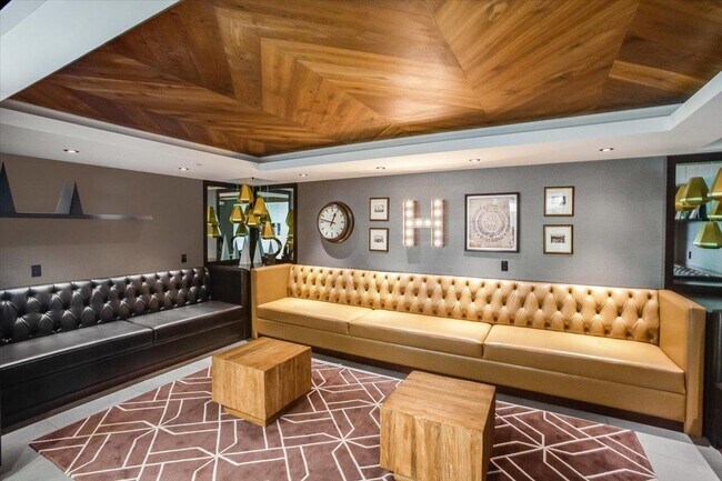 Building Photo - 1400 Hudson St