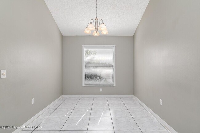 Building Photo - 2326 Skywind Cir