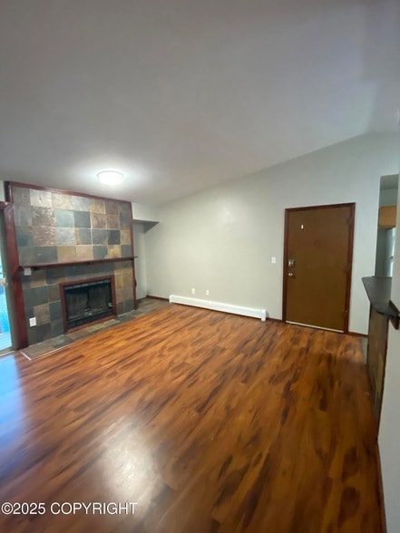 Building Photo - 11401 Heritage Ct