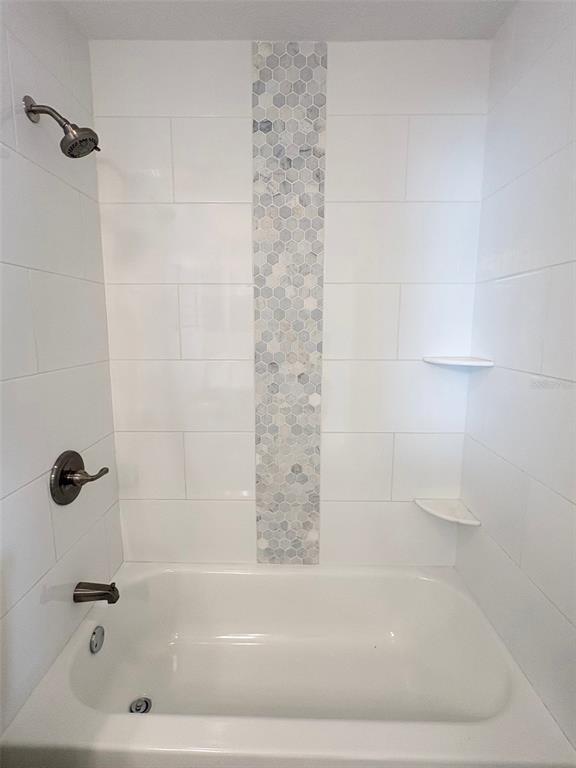 Building Photo - 736 86th Ave N