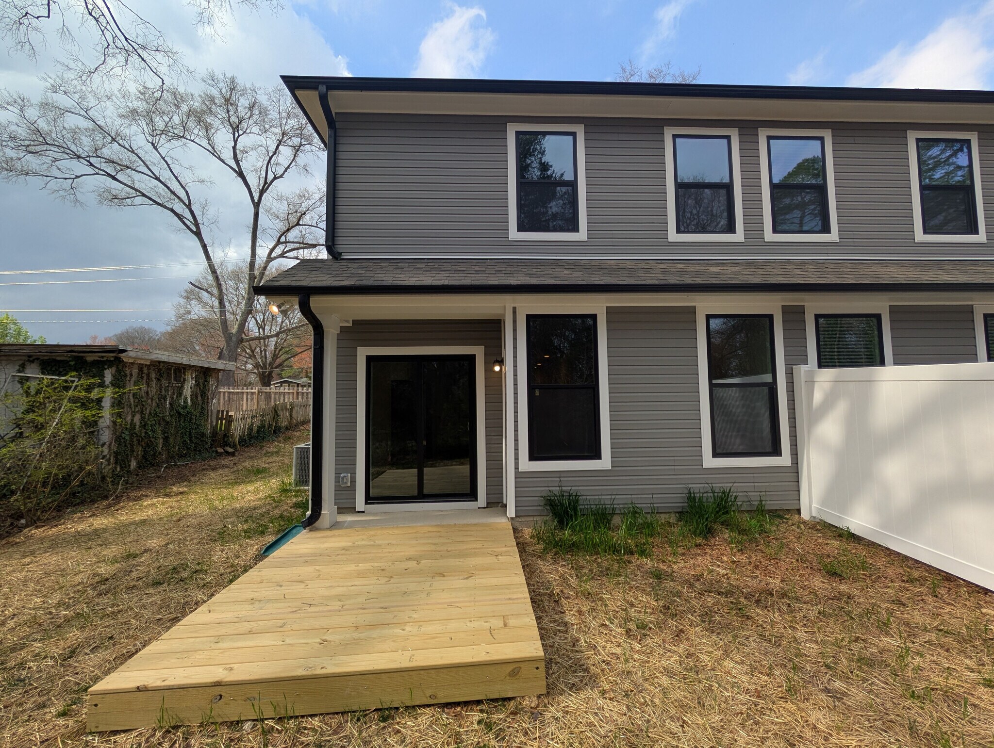 Building Photo - Room in Townhome on Pleasant Grove Rd