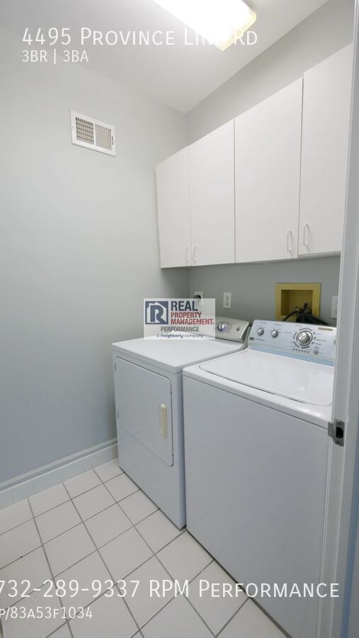 Building Photo - 4495 Province Line Rd