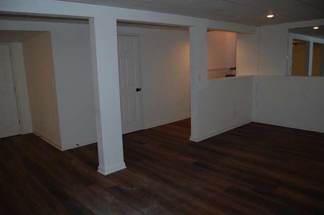 Basement - 3075 Chartwell Ct