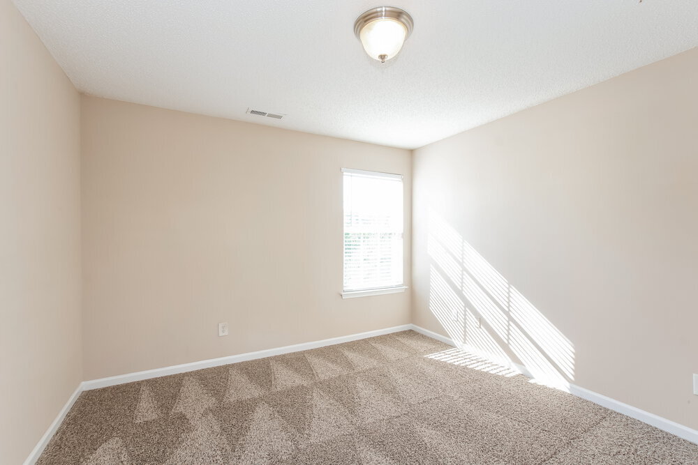 Building Photo - 10520 Pickerel Ln