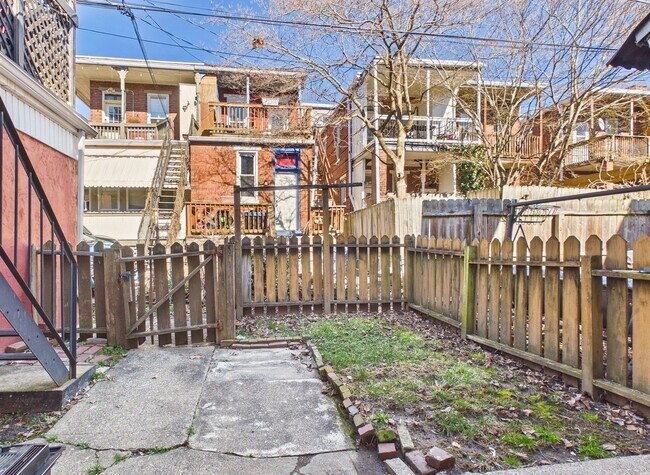 Building Photo - 1611 Susquehanna St