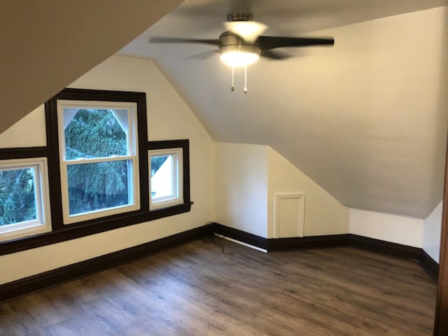 Building Photo - 512 Carolyn Ave