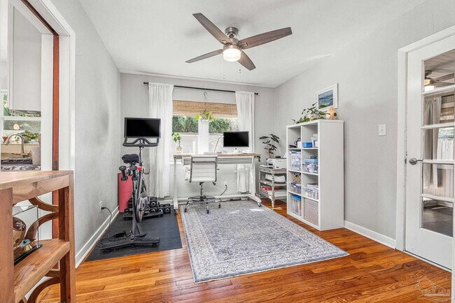 Building Photo - 319 Gamarra Rd