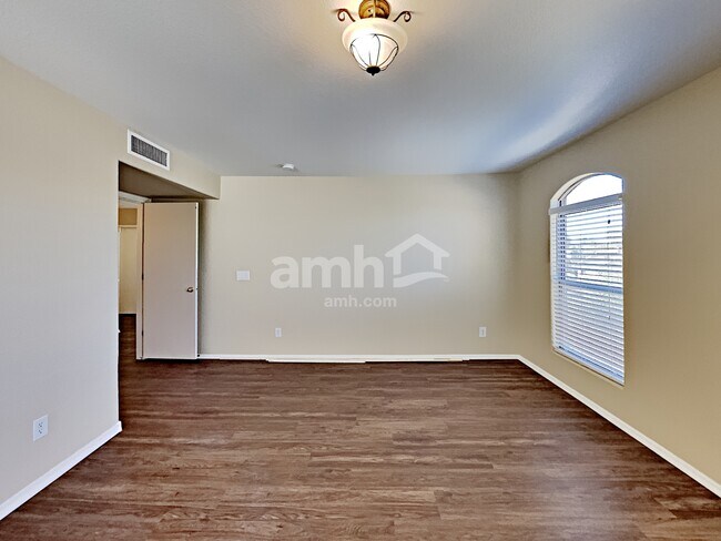 Building Photo - 16655 W Melvin St