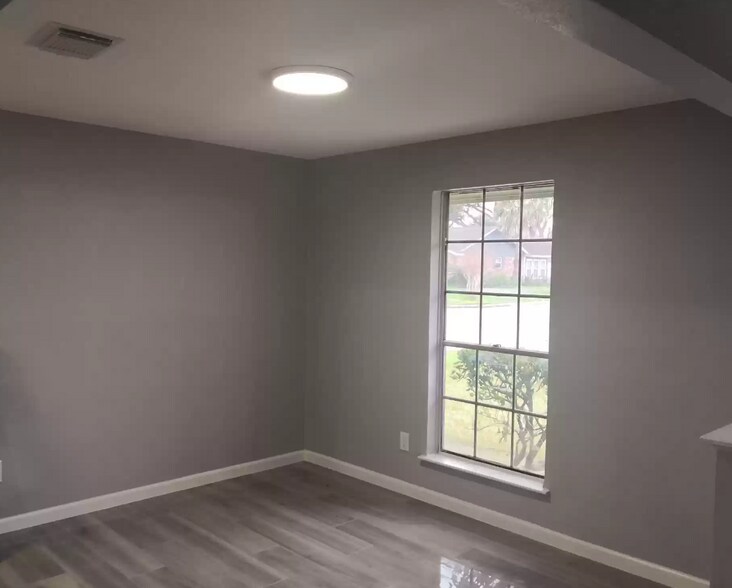 Dining room - 10335 Glenkirk Dr
