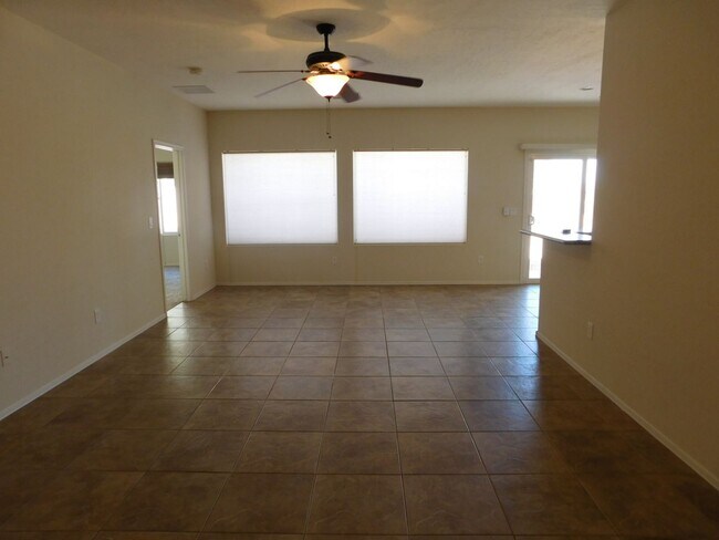 Building Photo - GORGEOUS HOME IN SUN CITY ALIANTE*AGE RESTRICTED COMMUNITY*3 LARGE BEDROOMS*OPEN FLOORPLAN*