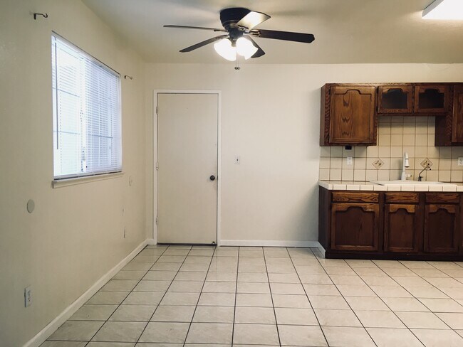 Building Photo - 1111 Central Ave