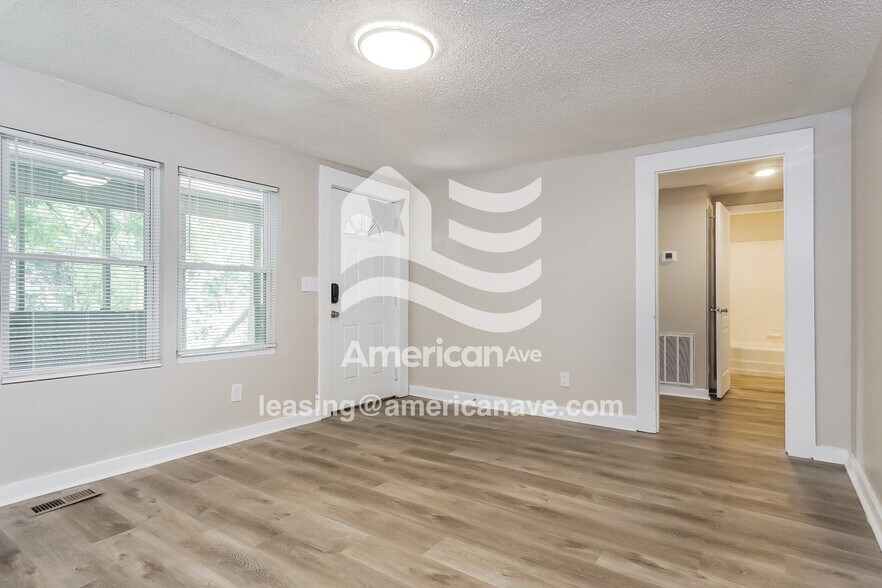 Building Photo - 1612 8th St