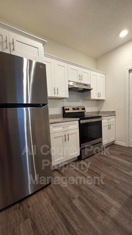 Building Photo - 915 Ariana St