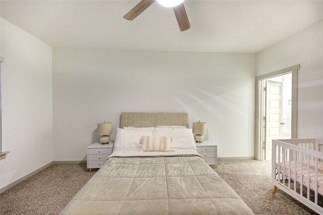 Building Photo - 6846 Dell Vista Drive