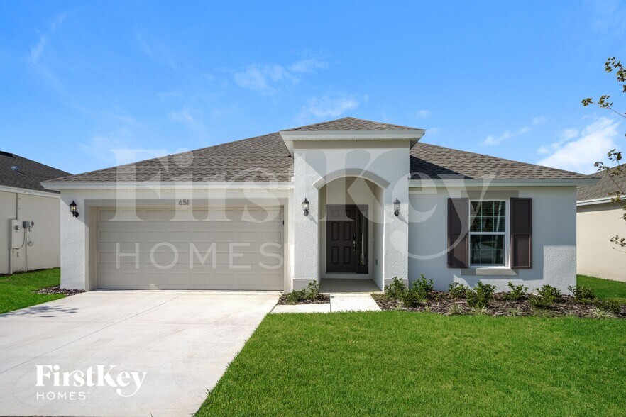 Building Photo - 651 Lindbergh Wy