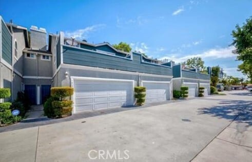 Building Photo - 7413 Western Bay Dr