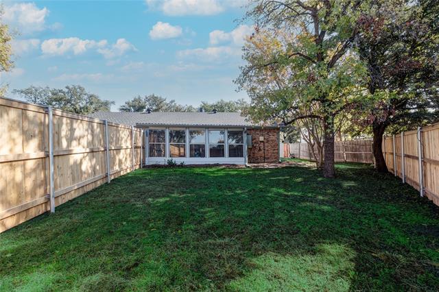 Building Photo - 2935 Rolling Hills Dr