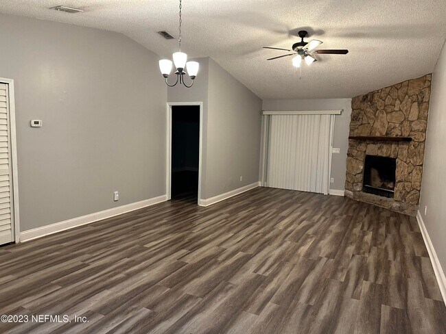 Building Photo - 11608 Dunes Way Dr N