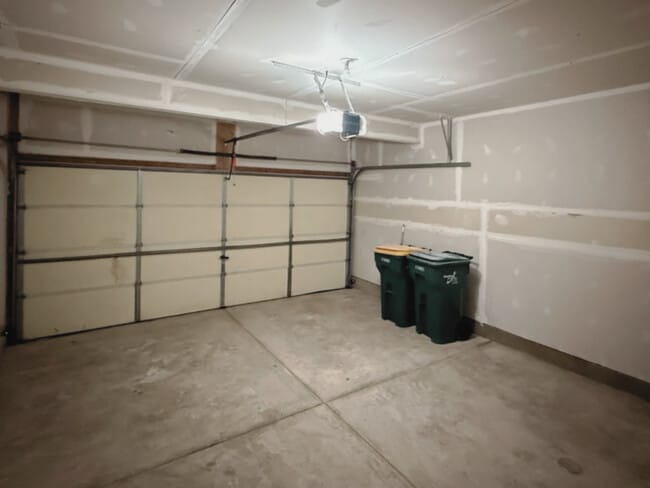 Building Photo - 3736 Munson St