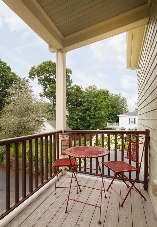 Building Photo - 70 Arlington St