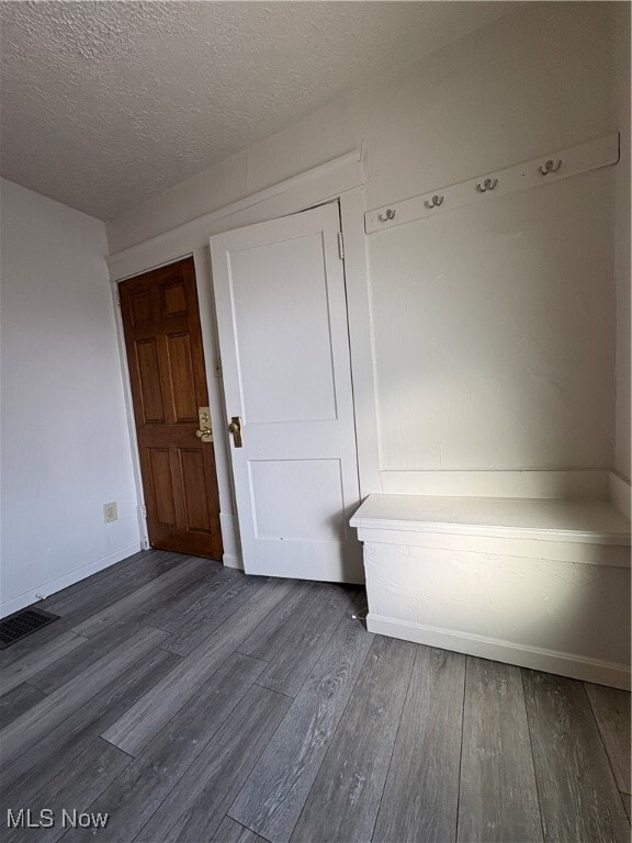 Building Photo - 565 Brown St