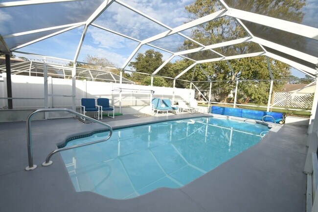 Building Photo - 60 Westover Ln