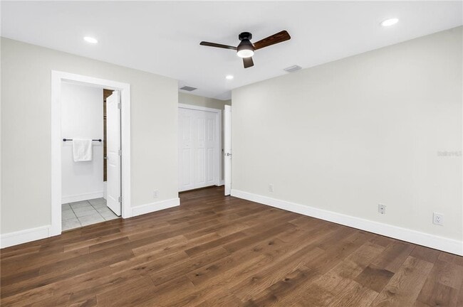 Building Photo - 17601 Sterling Terrace