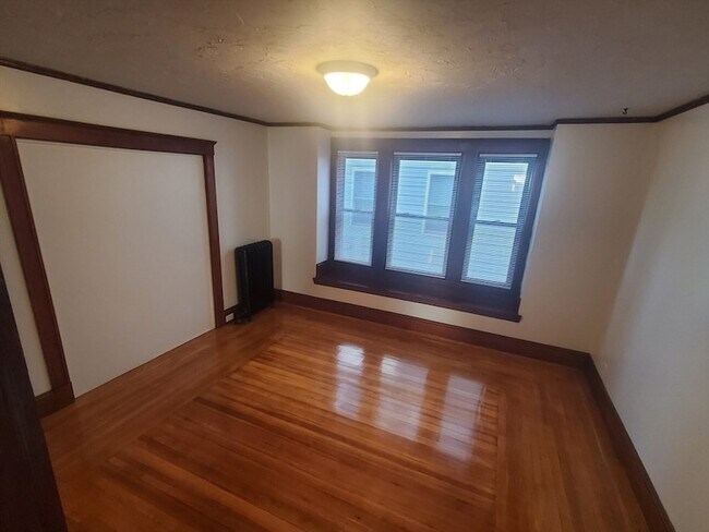 Building Photo - 107 Thomas Burgin Pkwy