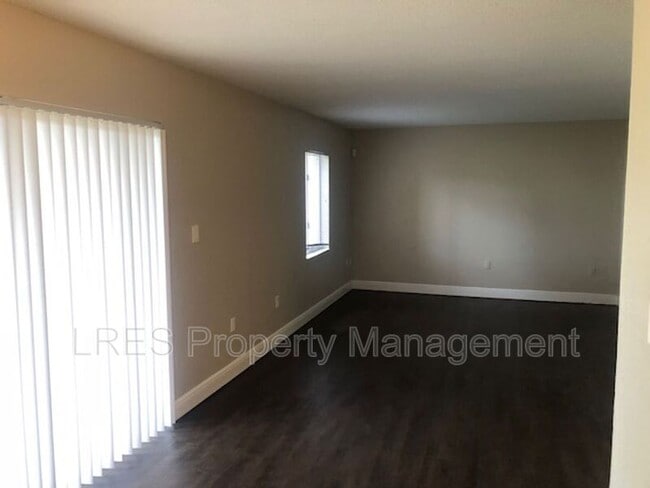 Building Photo - 4751 S Texas Ave