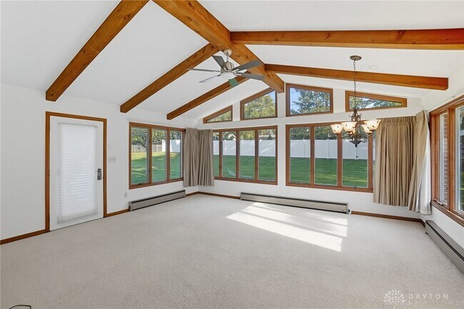 Building Photo - 1033 Georgian Dr