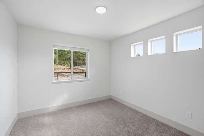 Building Photo - 1816 N 15th St