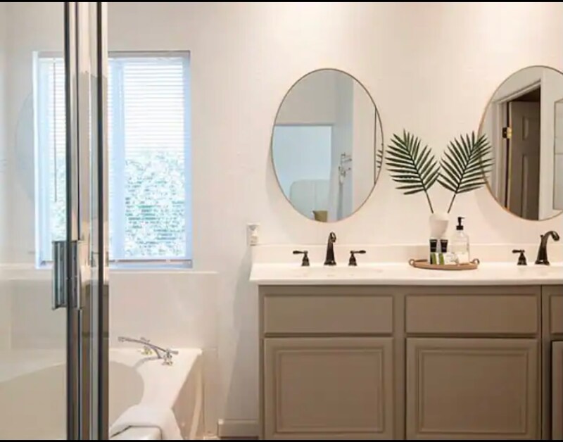 Building Photo - 78885 Wakefield Cir