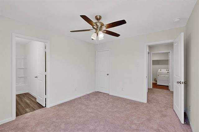 Building Photo - 225 Savannah Wy