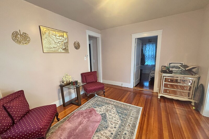 Building Photo - 68 Duncan Ave