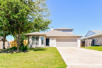 Building Photo - 321 Rustic Grove Ln