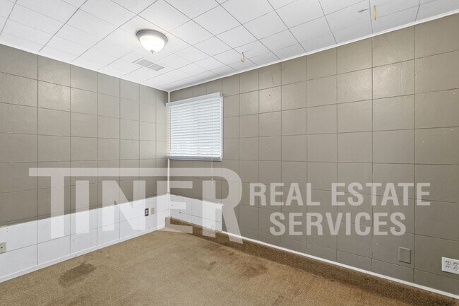 Building Photo - 2940 Belmar St